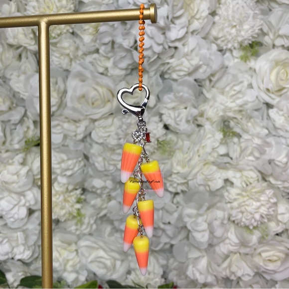 Candy Corn Cluster Halloween Bag Purse Charm Keychain SILVER - Picture 9 of 9